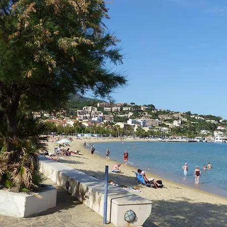 Apartment En Bord De Avec Ascenseur - - Fr-1-308-77 *